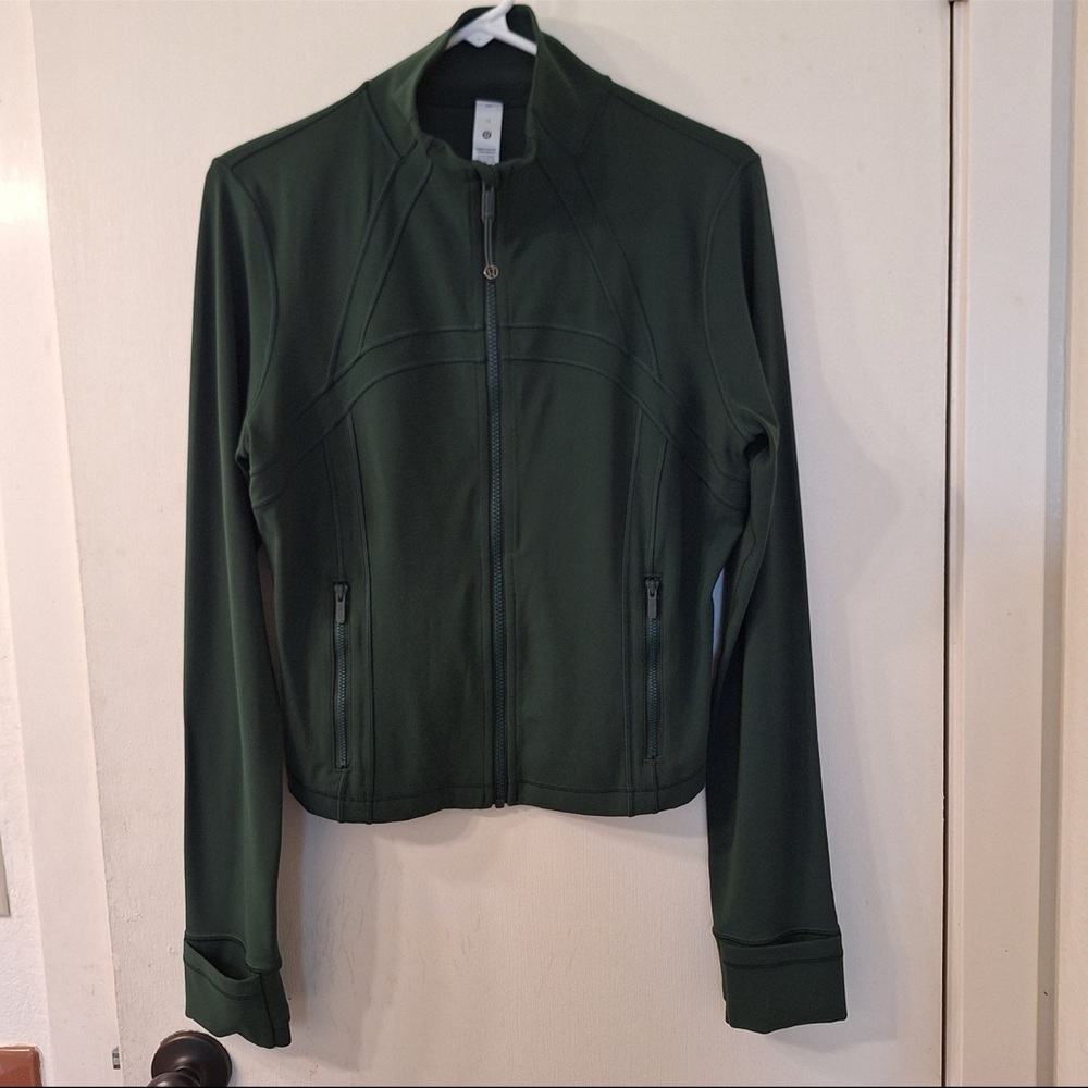 NWOT - Legacy Green Cropped Define Jacket